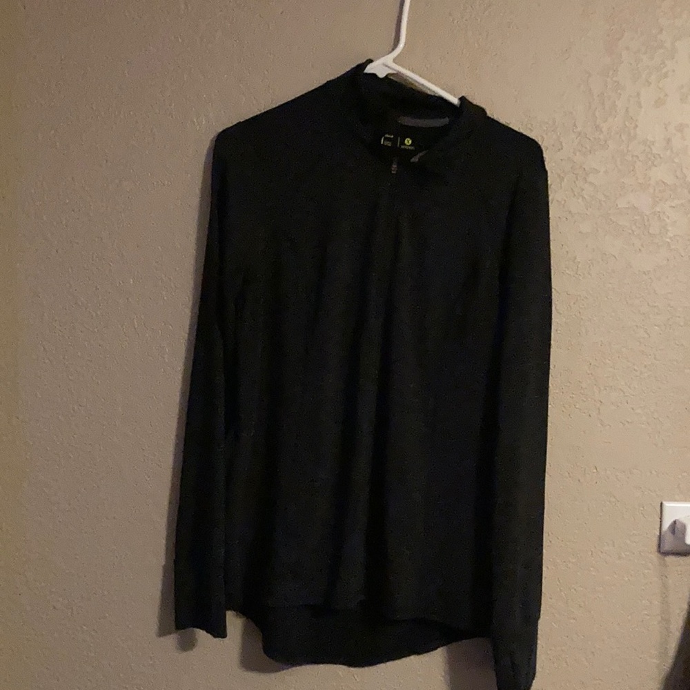 1/2 zip lightweight active pullover